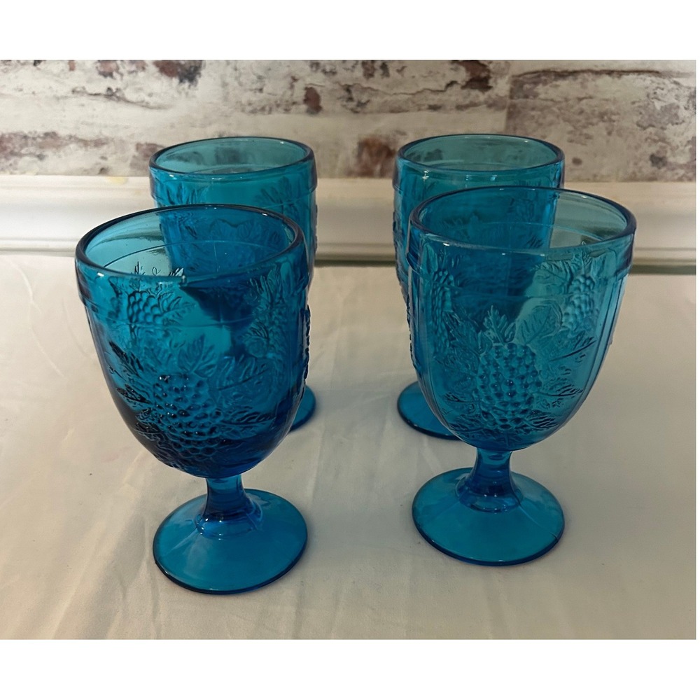 Smith Glass Vintage Blue Grape Goblets Set of 4 Pressed Glass Water 5.75"